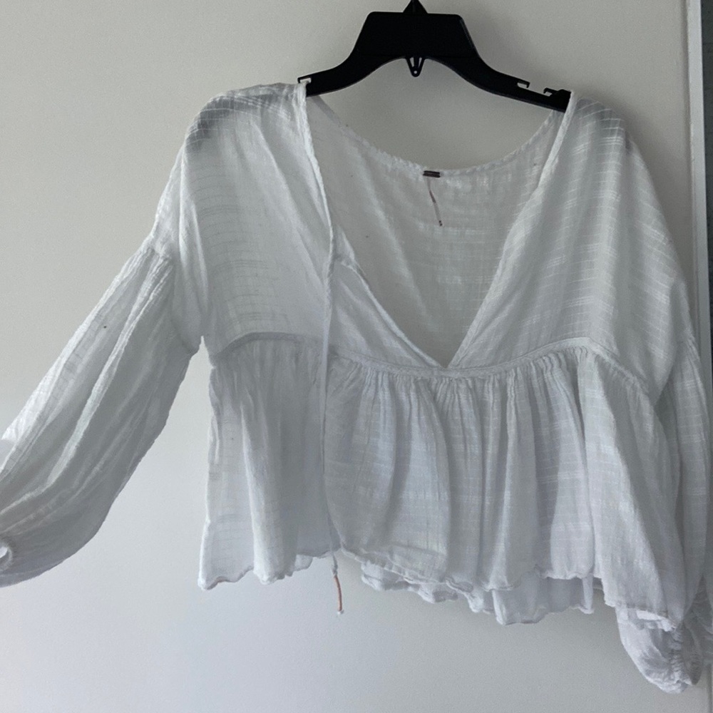 Free People Beaumont Mews Balloon Sleeve
Peasant Blouse White Flowy Medium